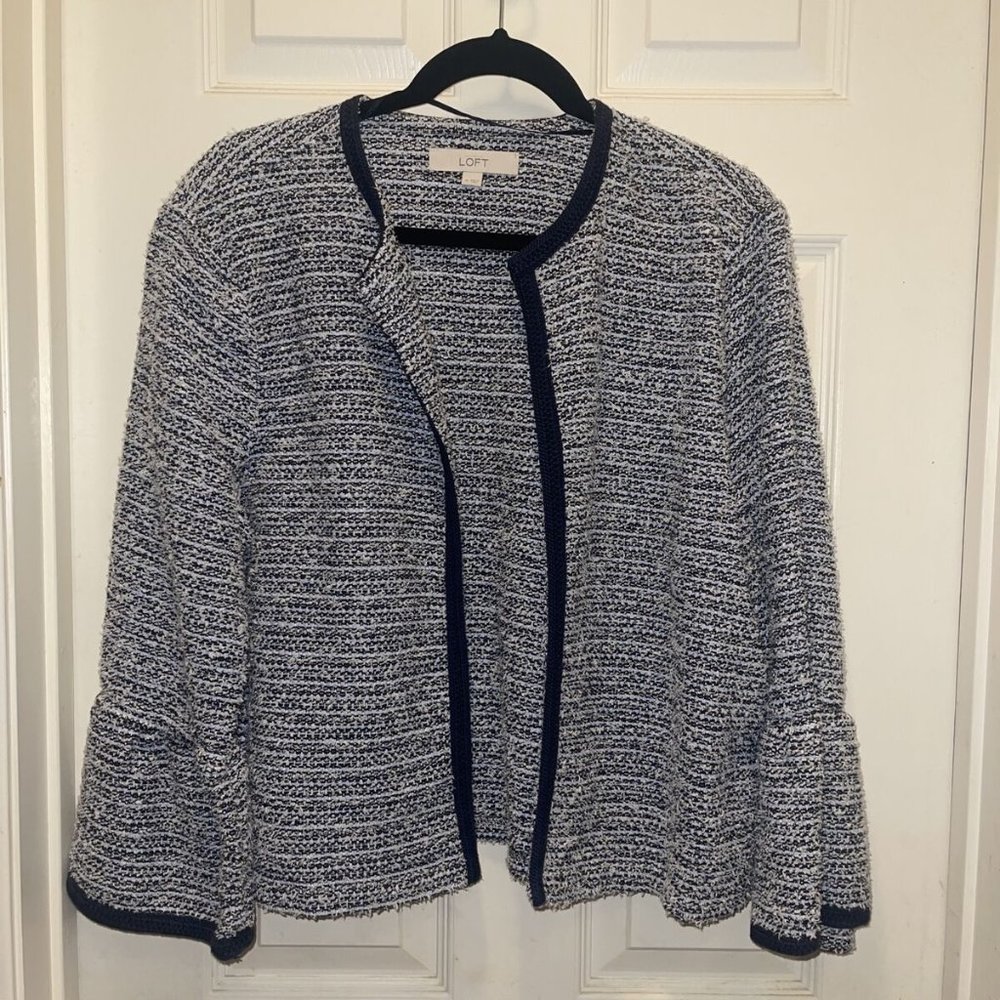 Ann Taylor LOFT  3/4 Bell Sleeve Petite  Tweed Jacket